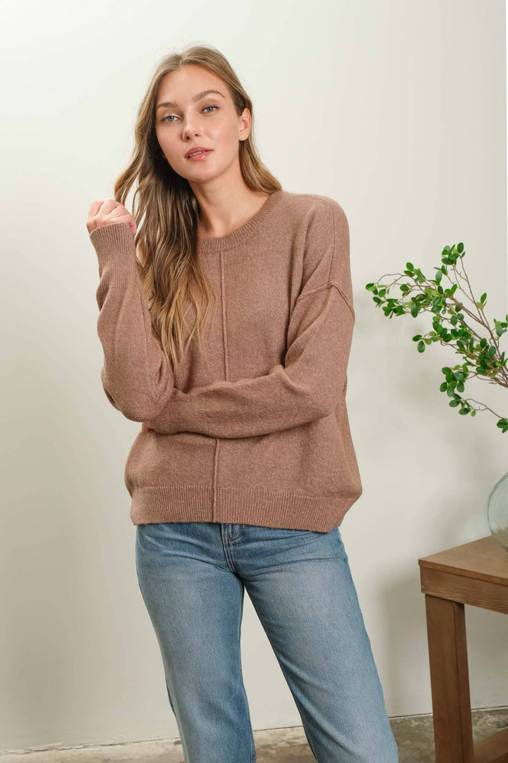 SOLID CREWNECK FRONT SEAM KNIT SWEATER