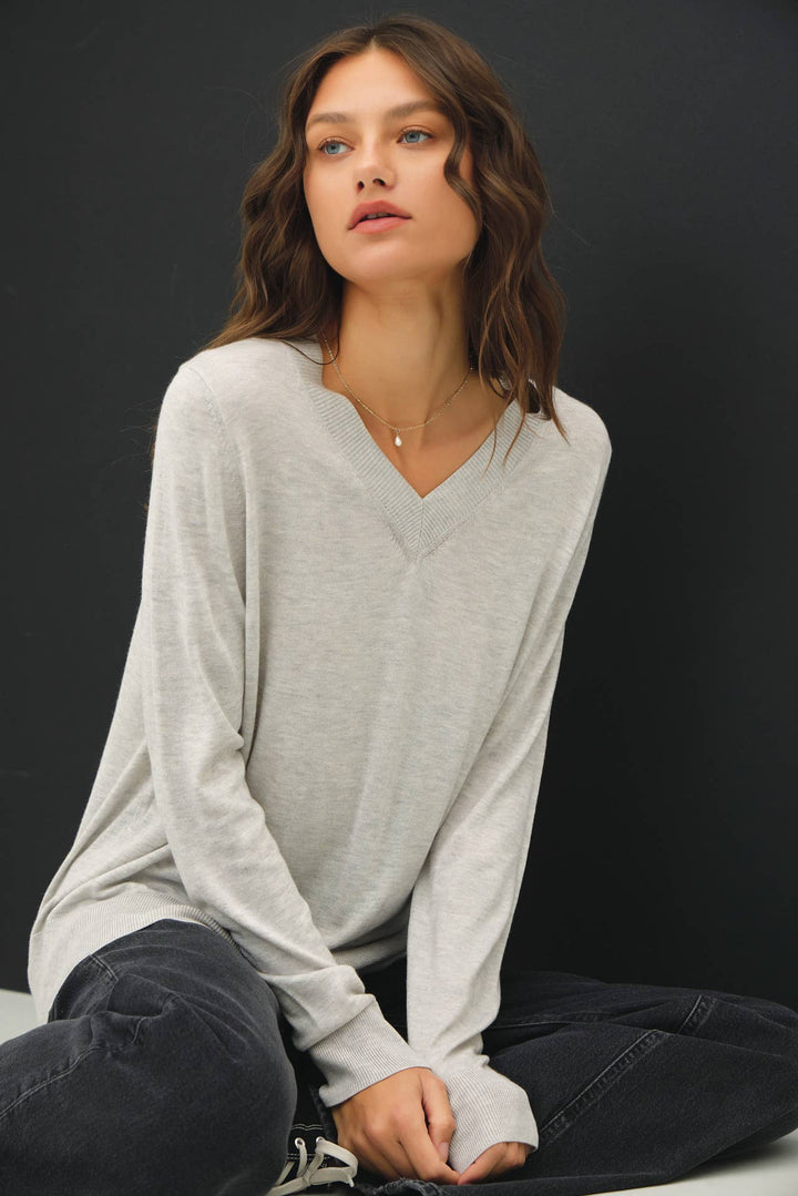 Women's Sweaters - CASHEMERE BLEND V-NECK SWEATER - - Cultured Cloths Apparel