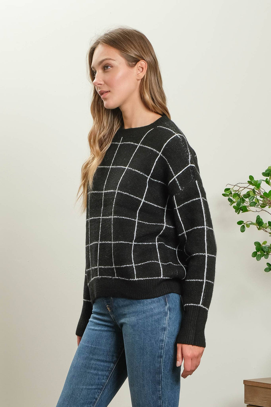 Women's Sweaters - GRID PRINT CREW NECK KNIT PULLOVER SWEATER - BLACK - Cultured Cloths Apparel